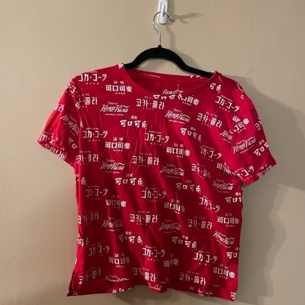 Coca Cola T-shirt Crewneck Short Sleeve Red Size Large